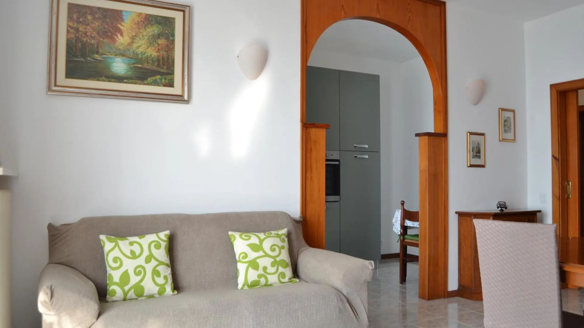 Tramonto Sul Lago Apartment 马尔切西内 意大利